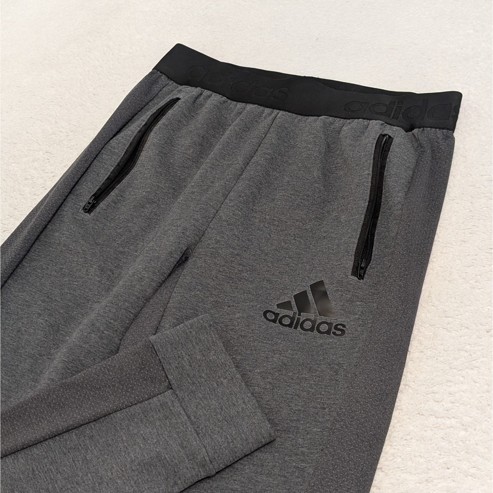 NEW‎ Adidas Jogger Pants Mens Small 28x31" Gray Elastic Waist Athletic Spandex